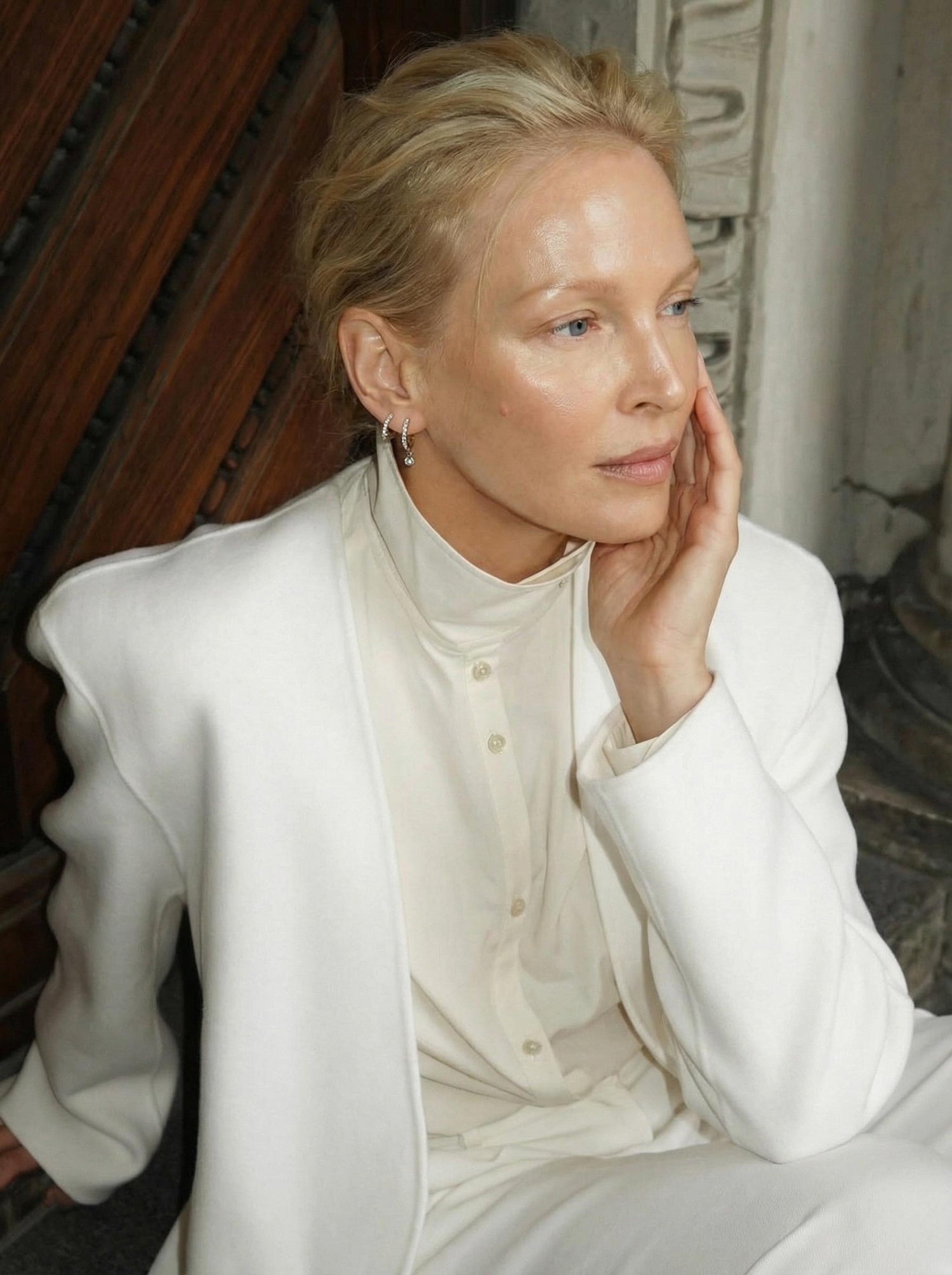 Mini Hook Diamond Huggie