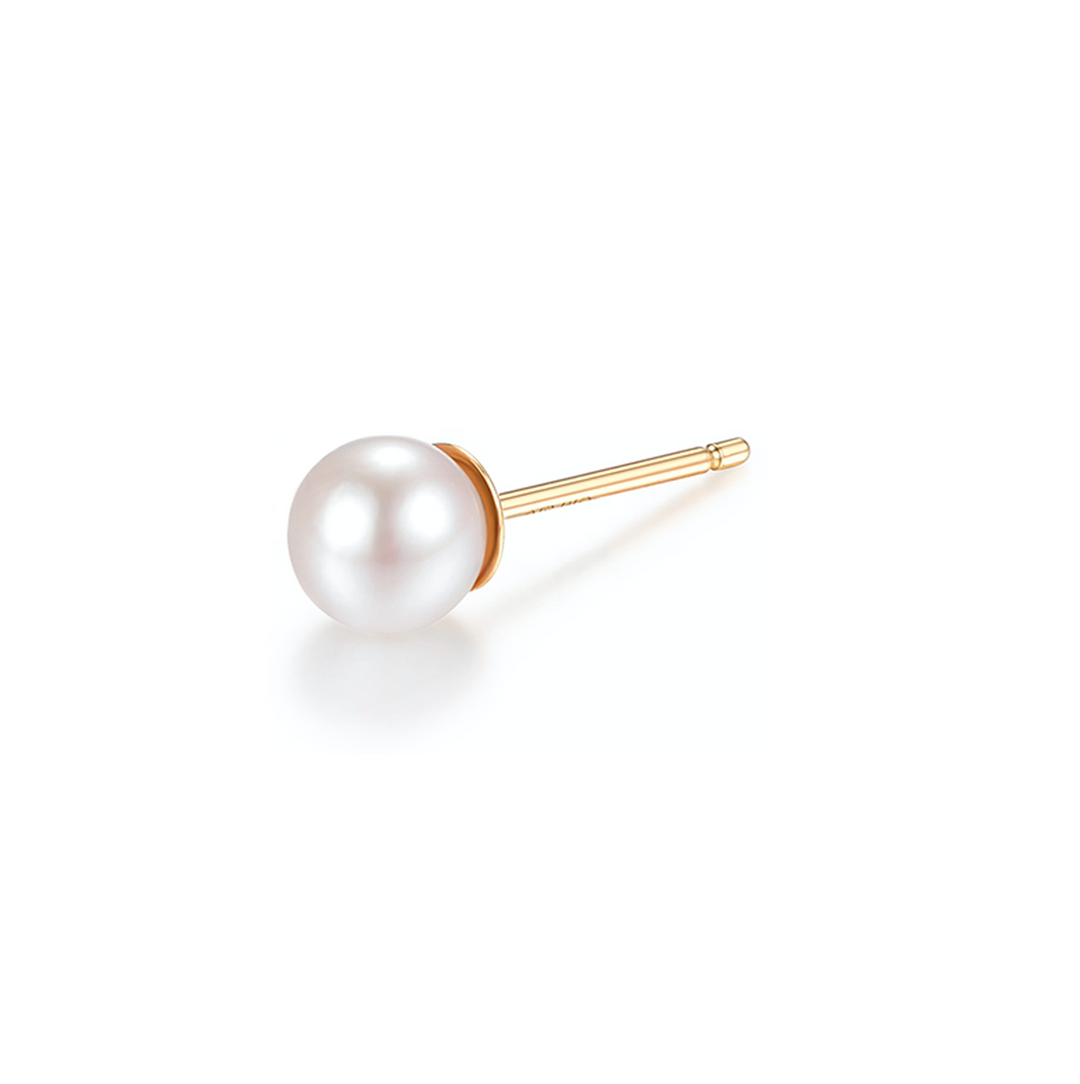 Classic Pearl Earring